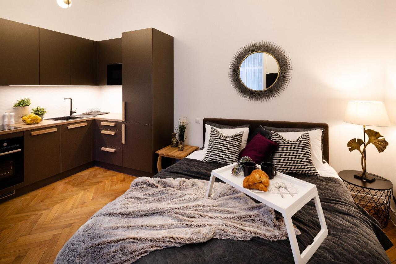 Brivibas House Design Apartments In City Center Rīga Exterior foto
