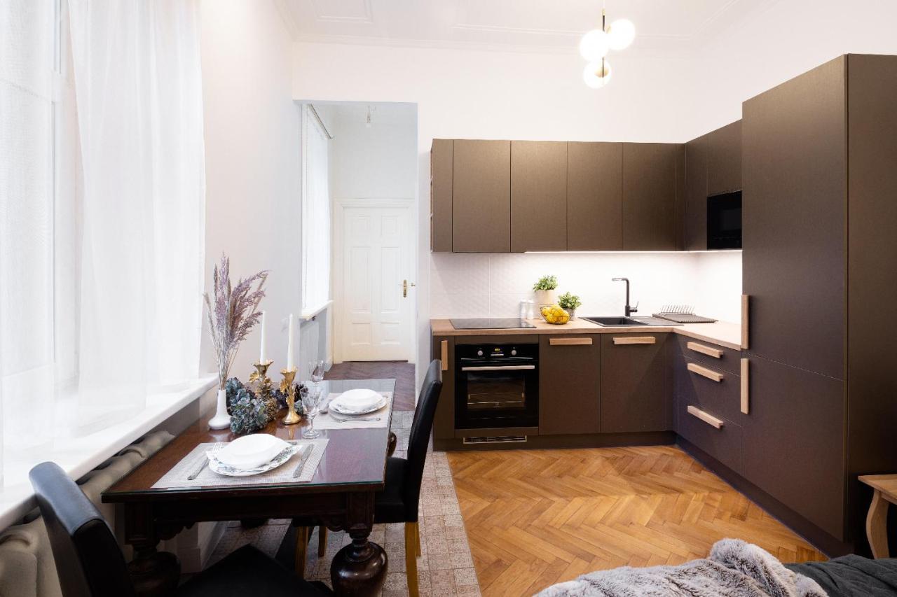 Brivibas House Design Apartments In City Center Rīga Exterior foto